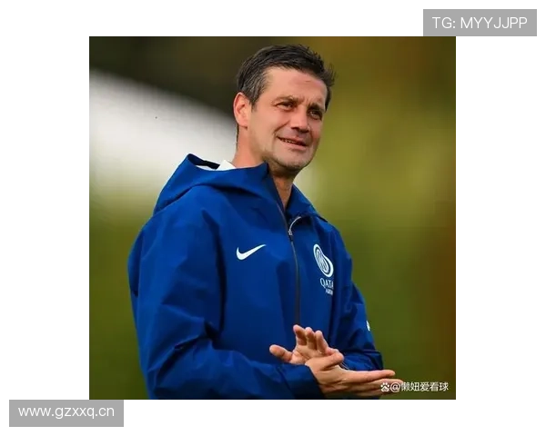 国米进攻被锁死隐患显现,劳塔罗拿球后全队节奏受限,赛季表现稳定性面临考验 国米进攻被锁死隐患显现,劳塔罗拿球后全队节奏受限,赛季表现稳定性面临考验